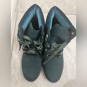 Women’s 6 inch Velvet Dark Green Timberland Boot